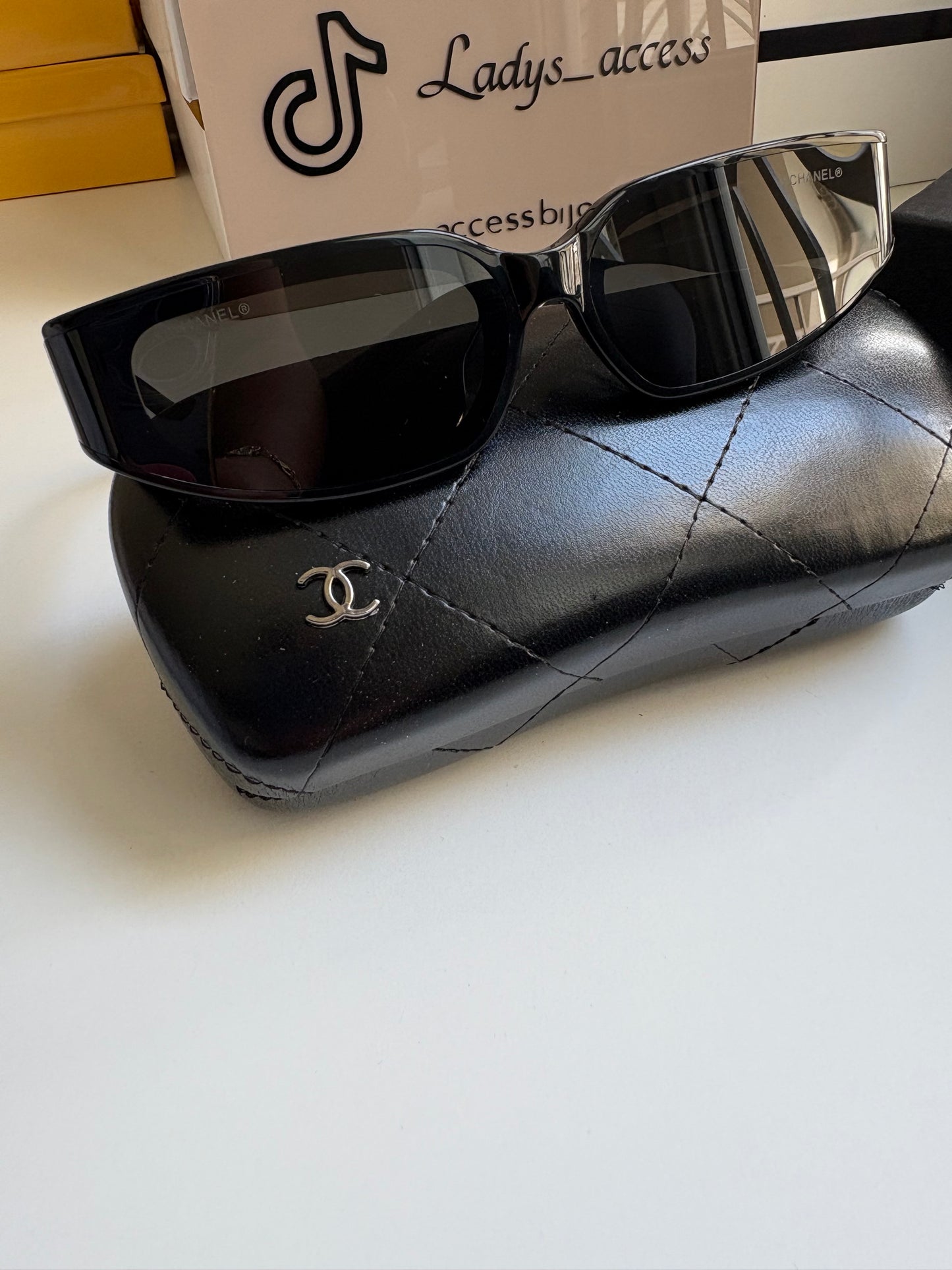 Lunette C