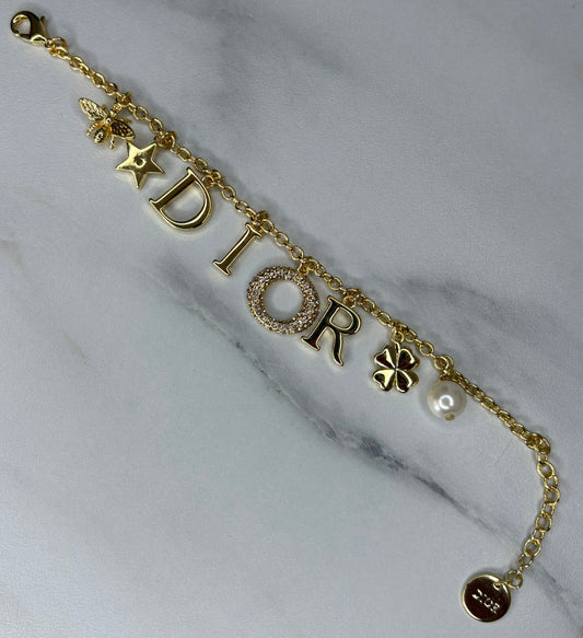 Bracelet D